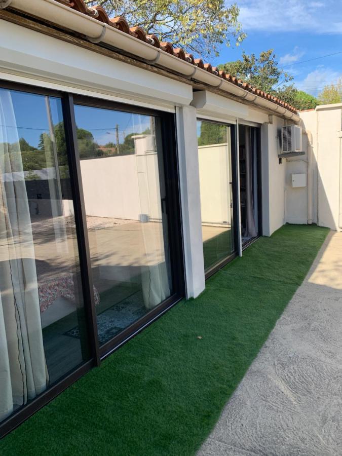 Les Mesanges Apartment คาสเตลนู-เลอ-เลซ์ ภายนอก รูปภาพ